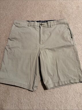 Calvin Klein Men's Light Tan Flat-Front Shorts
